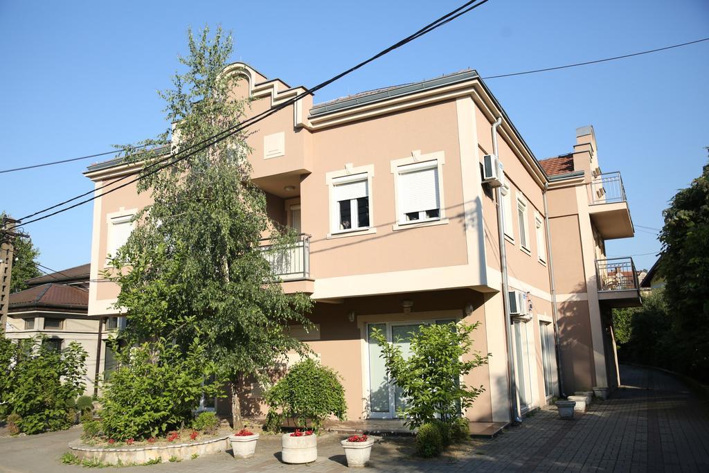 Apartments Lukic Vrnjačka Banja Extérieur photo